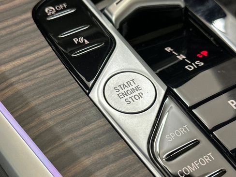 Used 2025 BMW X5 sDrive40i image 34