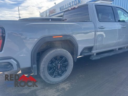 Used 2024 GMC Sierra 2500 AT4 AWD/4WD image 22