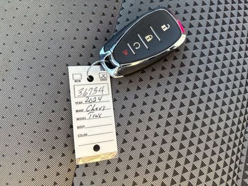Used 2024 Chevrolet Trax LT image 24