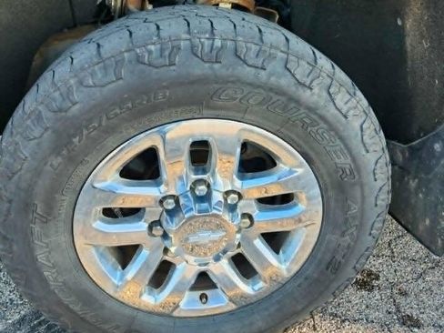Used 2015 Chevrolet Silverado 3500 LTZ w/ Duramax Plus Package AWD/4WD image 30