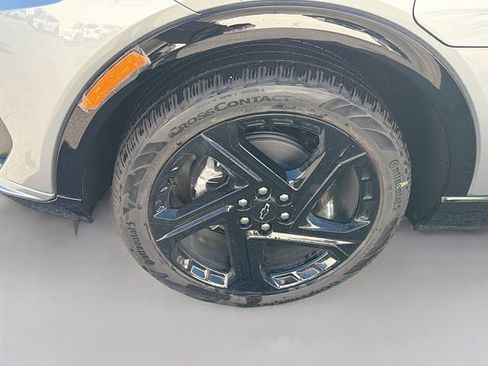 New 2026 Chevrolet Equinox EV RS FWD image 34