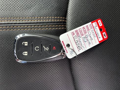 Used 2024 Chevrolet Equinox Premier image 34