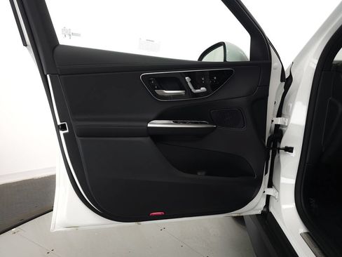Certified 2026 Mercedes-Benz GLC 300 4MATIC image 5