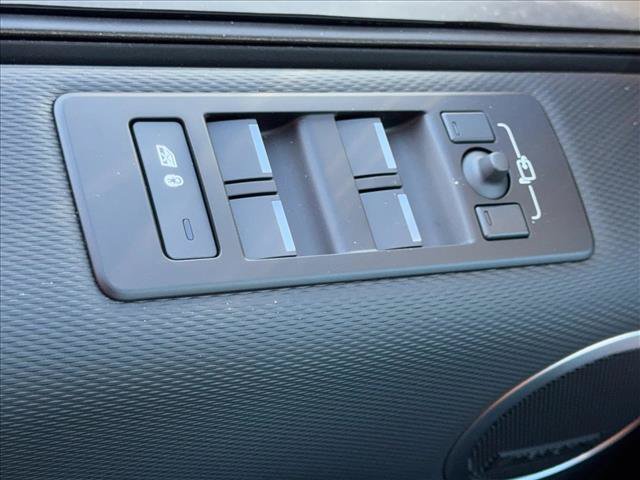 New 2025 Land Rover Discovery Dynamic SE AWD/4WD image 30