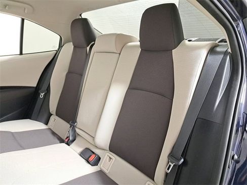 Used 2025 Toyota Corolla LE image 13