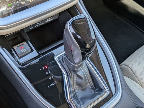 Certified 2025 Subaru Legacy Limited w/ Popular Package #3 image 24