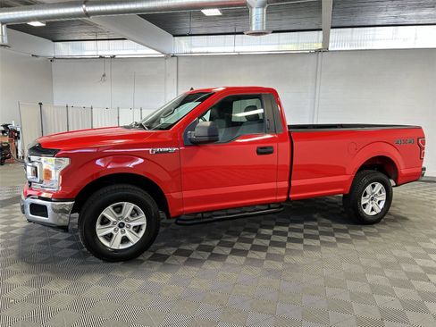 Used 2020 Ford F150 XLT w/ Heavy-Duty Payload Package image 2