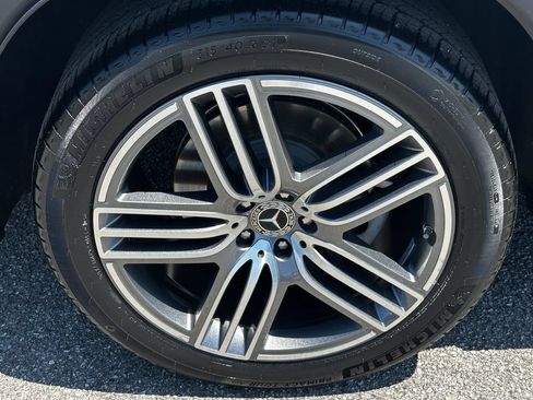 Certified 2025 Mercedes-Benz GLS 450 4MATIC image 21