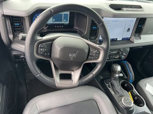 Used 2024 Ford Bronco Black Diamond image 12