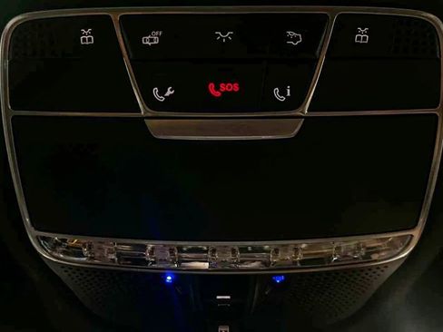 Used 2014 Mercedes-Benz S 550 Sedan w/ Edition 1 Package image 36