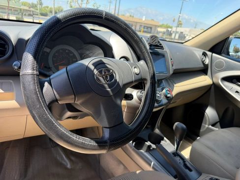 Used 2010 Toyota RAV4 2WD image 11