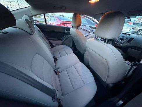 Used 2014 Kia Forte LX FWD image 11