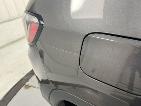 Used 2019 Jeep Compass Trailhawk AWD/4WD image 28