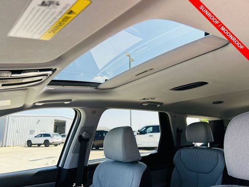 Used 2022 Hyundai Palisade SEL AWD/4WD image 4