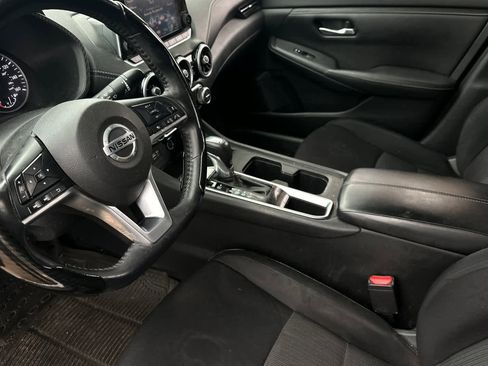 Used 2020 Nissan Sentra SV w/ Trunk Package image 12