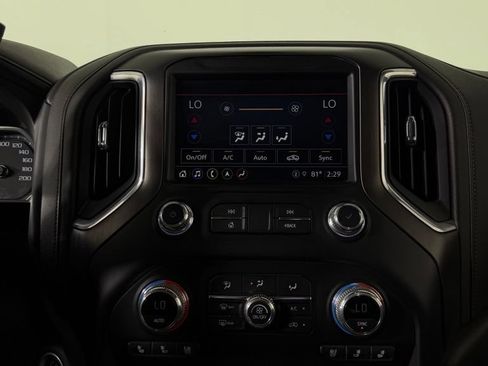 Used 2022 GMC Sierra 2500 AT4 w/ AT4 Premium Plus Package AWD/4WD image 20