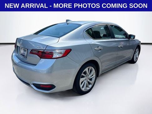 Used 2018 Acura ILX FWD image 8