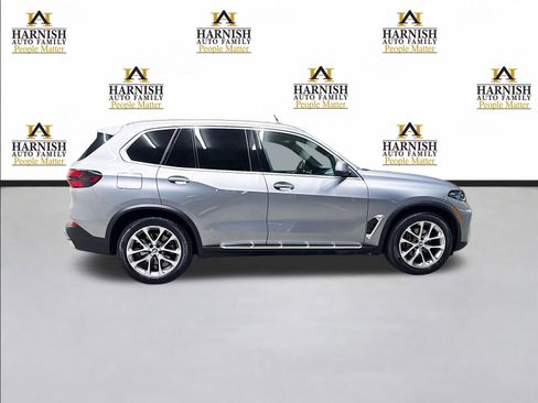Used 2026 BMW X5 xDrive40i AWD/4WD image 5