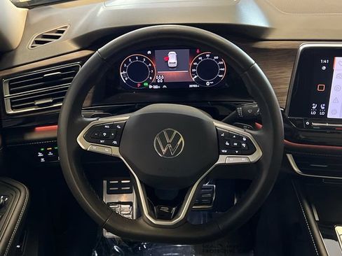 Certified 2024 Volkswagen Atlas SEL Premium R-Line AWD/4WD image 20