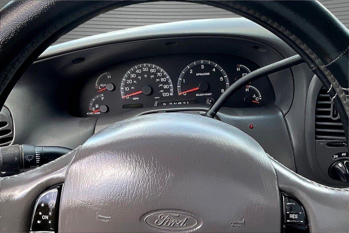 Used 2001 Ford F150 XL AWD/4WD image 9