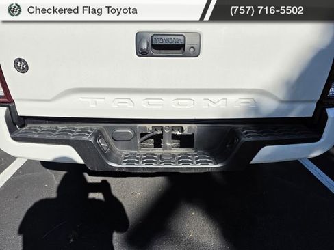 Used 2023 Toyota Tacoma SR w/ SR Convenience Package RWD image 8