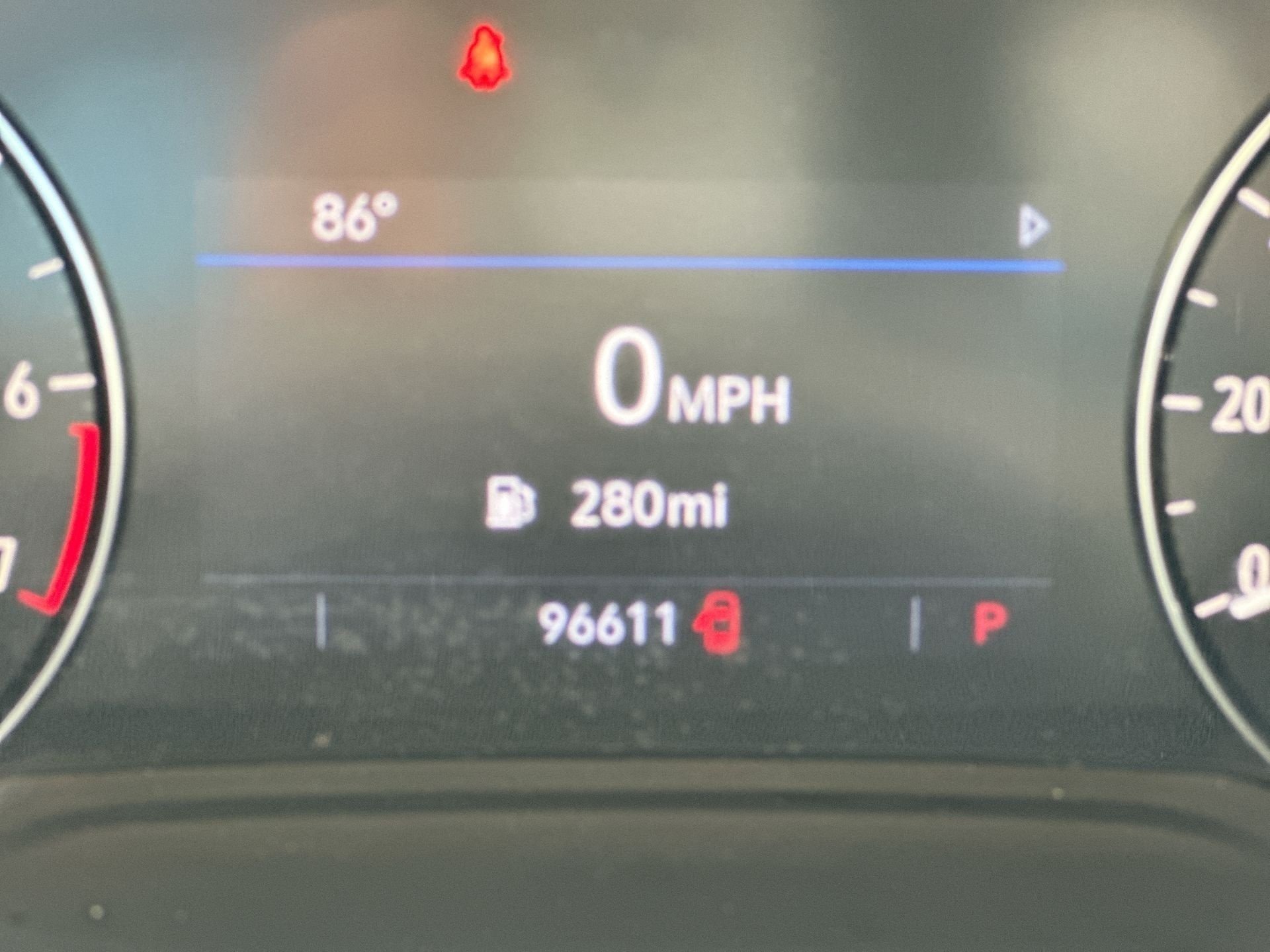 Used 2023 Buick Envision Preferred FWD image 4