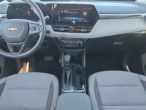 Used 2025 Chevrolet TrailBlazer LT image 18