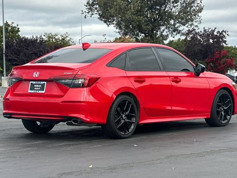 Used 2023 Honda Civic Sport image 4