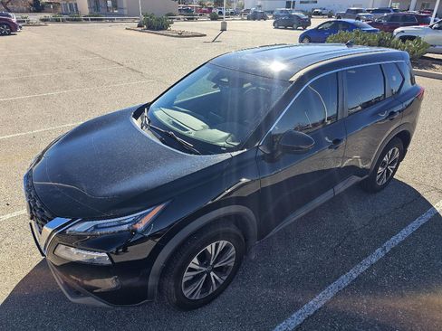 Used 2022 Nissan Rogue SV image 22
