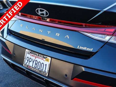Certified 2024 Hyundai Elantra Limited image 7