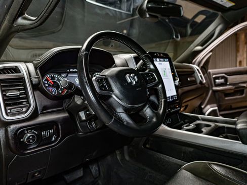 Used 2024 RAM 3500 Laramie w/ Night Edition image 15