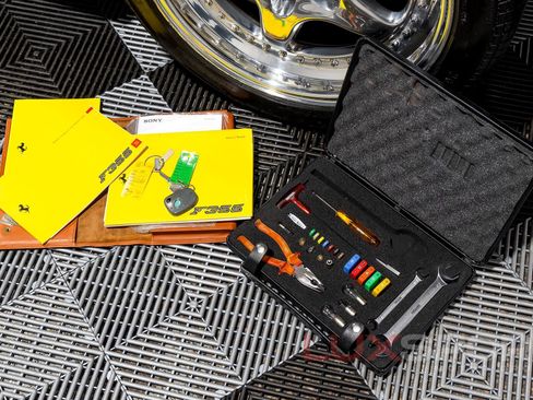 Used 1995 Ferrari F355 Spider image 78