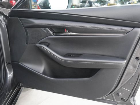 Used 2025 MAZDA MAZDA3 s FWD image 9