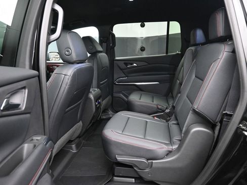 New 2026 Chevrolet Traverse Z71 w/ Driver Confidence Package image 11