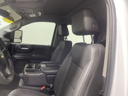 Used 2022 Chevrolet Silverado 2500 W/T w/ WT Convenience Package image 11