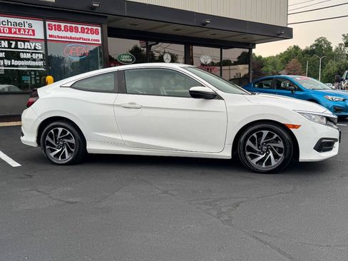 Used 2017 Honda Civic LX image 3