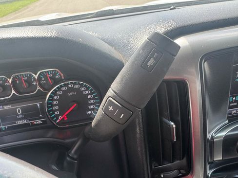 Used 2019 Chevrolet Silverado 1500 LT AWD/4WD image 20