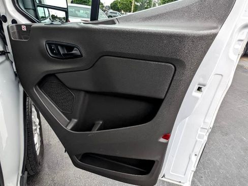 Used 2021 Ford Transit 350 XLT image 28