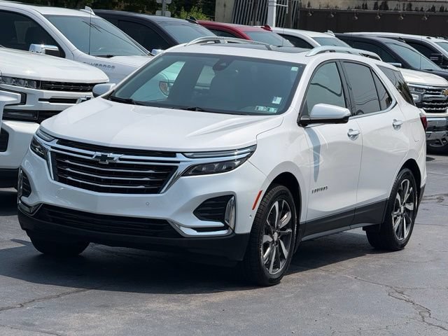 Used 2023 Chevrolet Equinox Premier AWD/4WD image 3