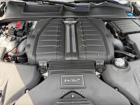 Used 2021 Bentley Bentayga Speed AWD/4WD image 31