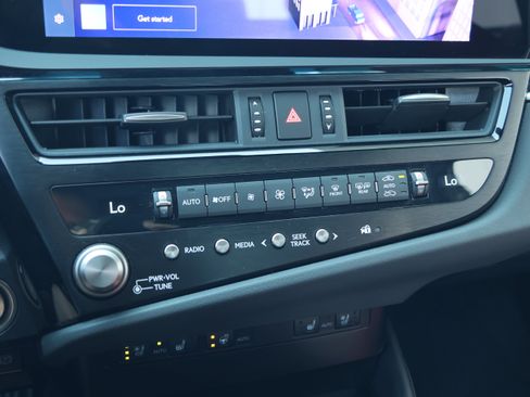 Used 2025 Lexus ES 350 F Sport FWD image 26