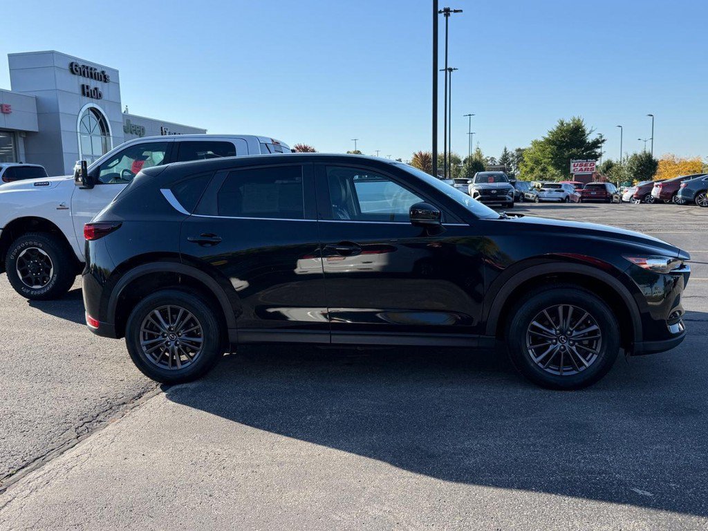 Used 2019 MAZDA CX-5 Touring FWD image 2