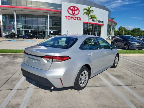 Used 2026 Toyota Corolla LE FWD image 7