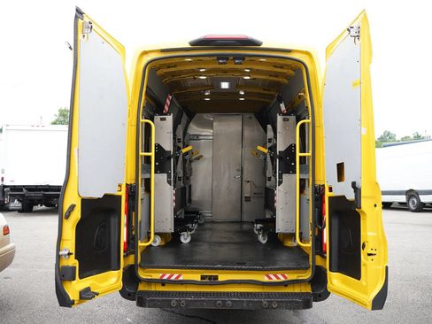 Used 2021 Ford Transit 250 148 High Roof Extended w/ Parcel Delivery Package RWD image 10