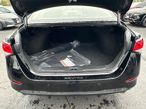 New 2025 Nissan Sentra SV image 15