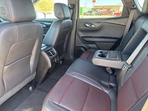 Used 2025 Chevrolet Blazer RS image 21