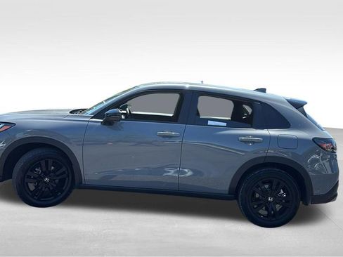 Certified 2026 Honda HR-V Sport image 4