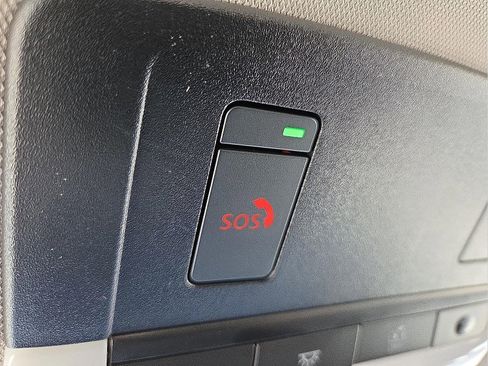 New 2026 Nissan Pathfinder SV image 22