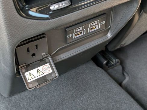 New 2026 Jeep Grand Cherokee Laredo X RWD image 23