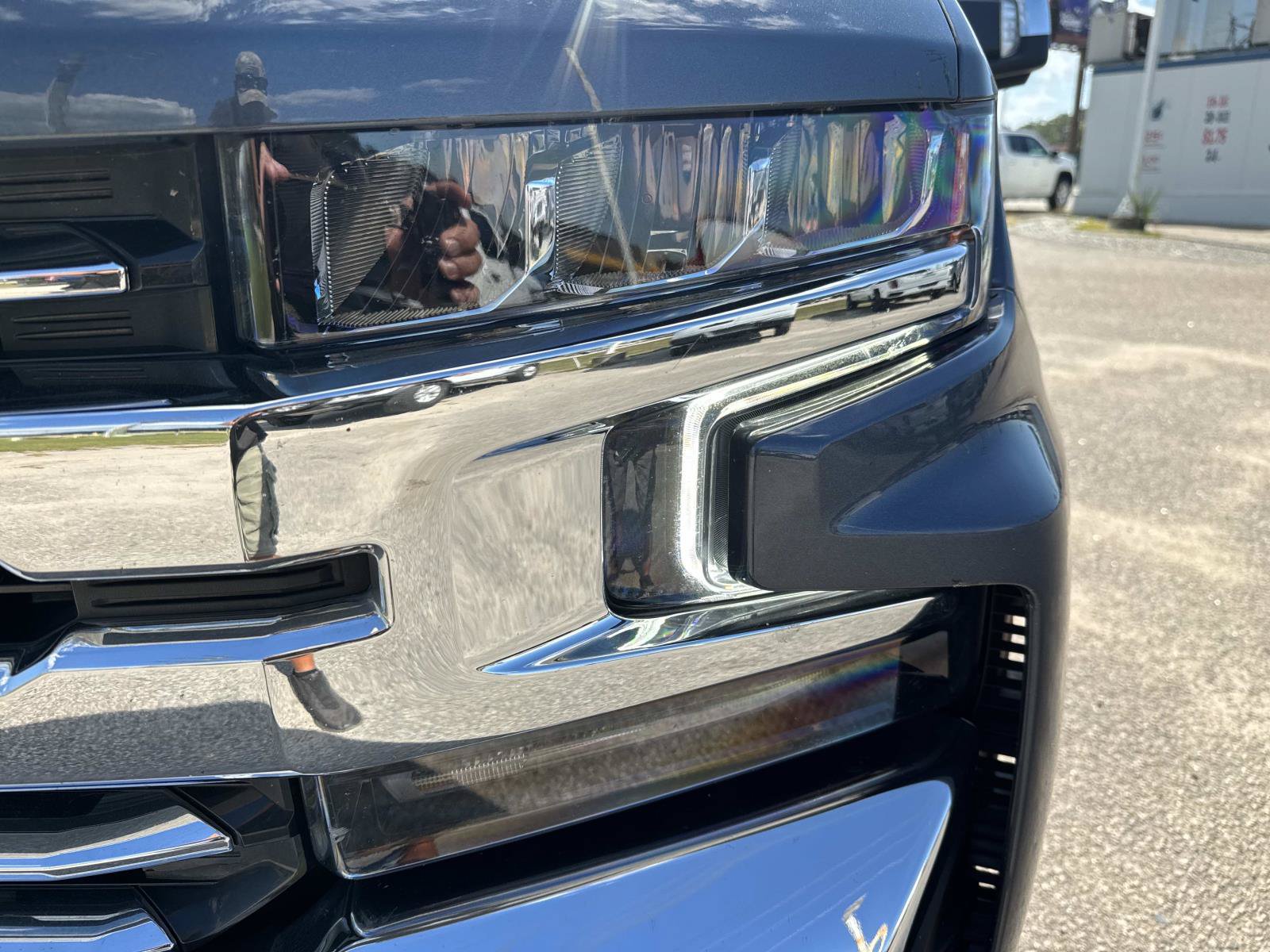 Used 2022 Chevrolet Silverado 1500 LTZ AWD/4WD image 10